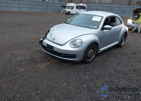 2012 Volkswagen Beetle 2.5L from USA, damaged, VIN 3VWJP7AT1CM613065